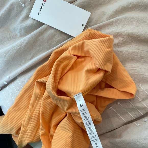 Lululemon align 25” ribbed leggings - Picture 4 of 4